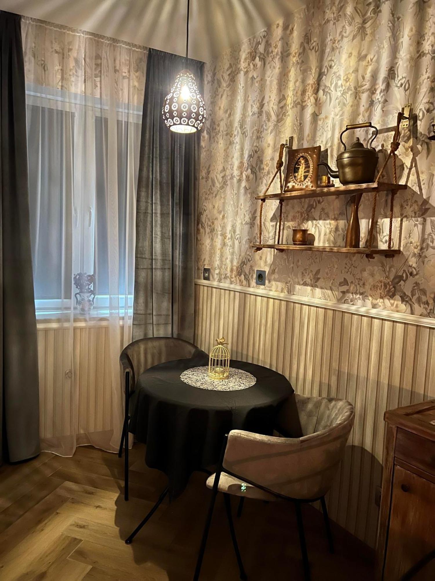Antique In Appartamento Cracovia